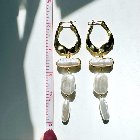 NEW NORDSTROM 18kt Gold Plated Pearl Bead Vintage Drop Hoop Earrings Jewelry - Picture 13 of 16